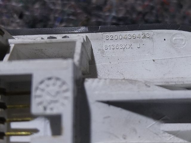 bontott OPEL VIVARO Beltér Világítás Első