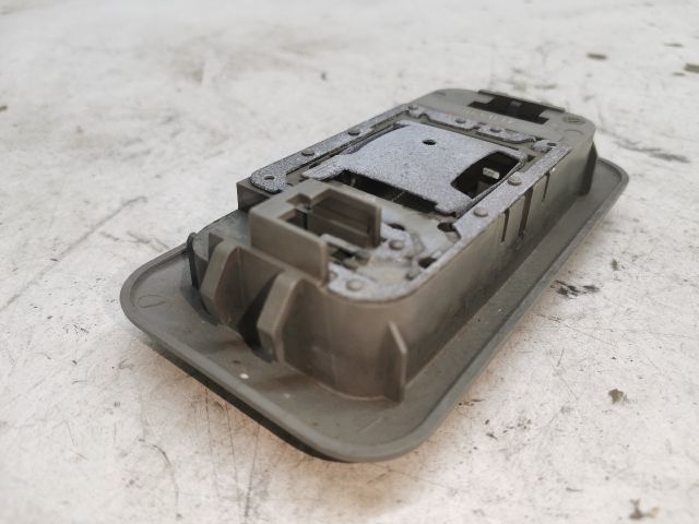 bontott OPEL VIVARO Beltér Világítás Első