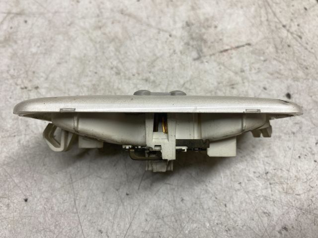 bontott OPEL VIVARO Beltér Világítás Hátsó