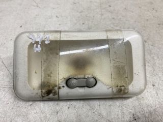 bontott OPEL VIVARO Beltér Világítás Hátsó