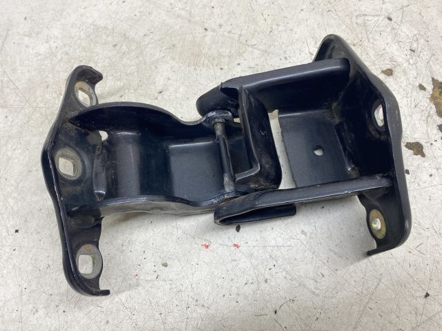 bontott OPEL VIVARO Csomagtérajtó Bal Zsanér