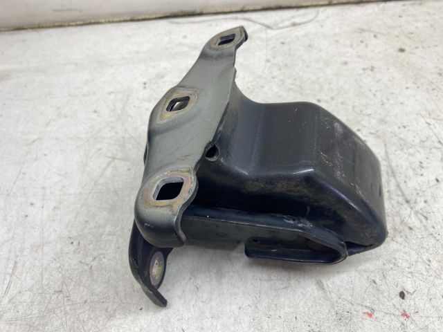 bontott OPEL VIVARO Csomagtérajtó Jobb Zsanér