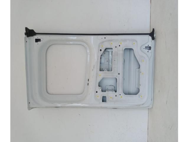 bontott OPEL VIVARO Csomagtérajtó (Részeivel)