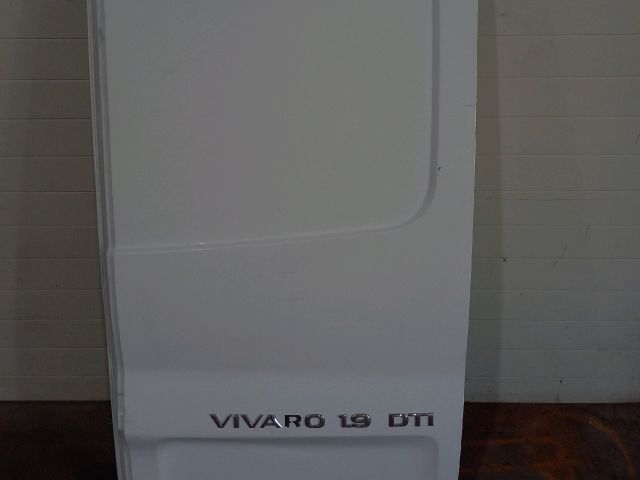 bontott OPEL VIVARO Csomagtérajtó (Üres lemez)