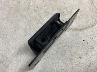 bontott OPEL VIVARO Csomagtérajtó Ütköző