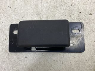 bontott OPEL VIVARO Csomagtérajtó Ütköző