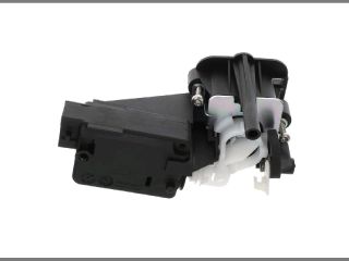 bontott OPEL VIVARO Csomagtérajtó Zárszerkezet