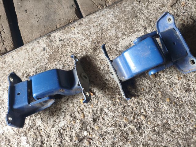 bontott OPEL VIVARO Csomagtérajtó Zsanér