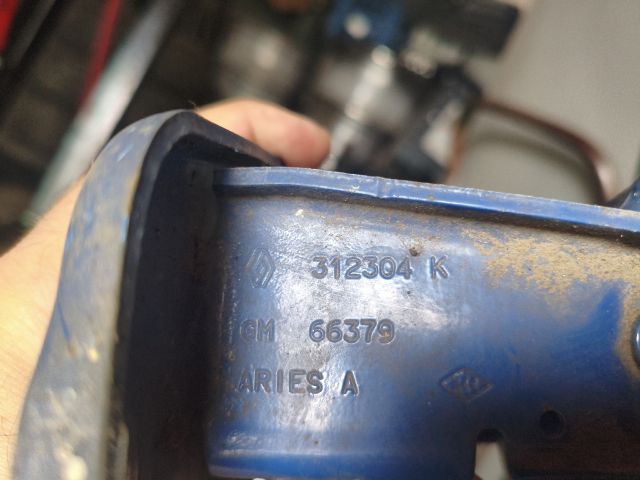 bontott OPEL VIVARO Csomagtérajtó Zsanér