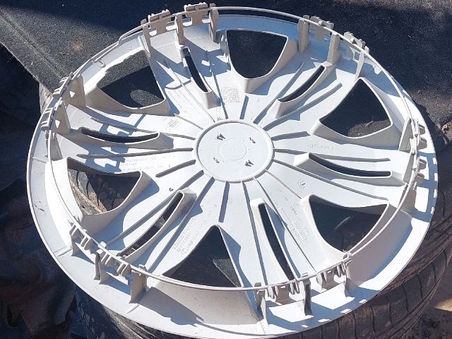 bontott OPEL VIVARO Dísztárcsa (1 db)