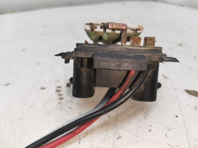 bontott OPEL VIVARO Előtét Ellenállás Fűtőmotor