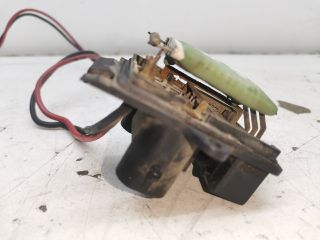 bontott OPEL VIVARO Előtét Ellenállás Fűtőmotor