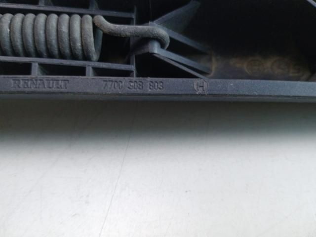 bontott OPEL VIVARO Első Ablaktörlő Kar