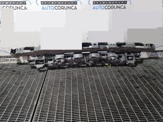 bontott OPEL VIVARO Első Lökhárító Merevítő (Fém)