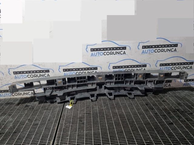 bontott OPEL VIVARO Első Lökhárító Merevítő (Fém)