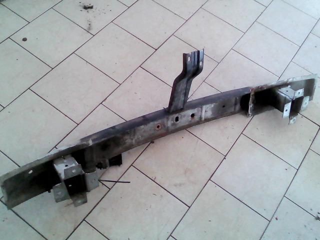 bontott OPEL VIVARO Első Lökhárító Merevítő (Fém)