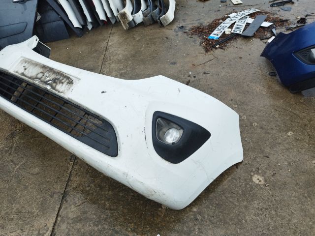 bontott OPEL VIVARO Első Lökhárító (Részeivel)