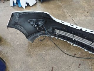 bontott OPEL VIVARO Első Lökhárító (Részeivel)