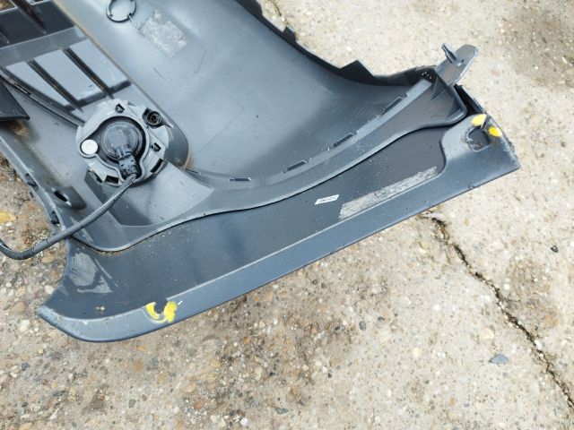 bontott OPEL VIVARO Első Lökhárító (Részeivel)