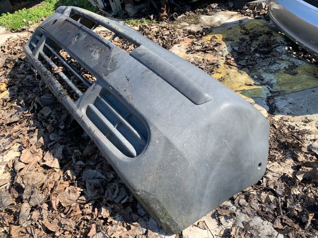 bontott OPEL VIVARO Első Lökhárító (Részeivel)