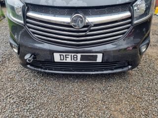 bontott OPEL VIVARO Első Lökhárító (Üresen)