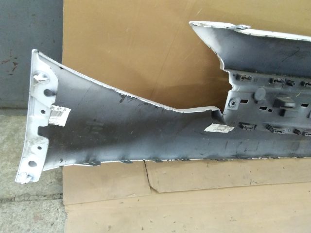 bontott OPEL VIVARO Első Lökhárító (Üresen)