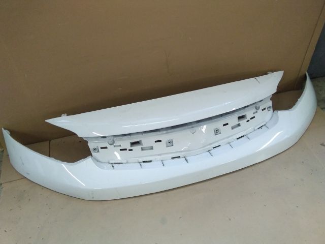 bontott OPEL VIVARO Első Lökhárító (Üresen)