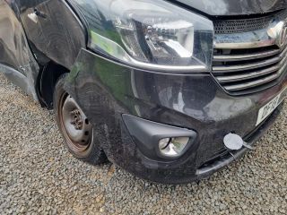 bontott OPEL VIVARO Első Lökhárító (Üresen)