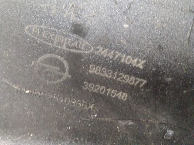 bontott OPEL VIVARO Első Lökhárító (Üresen)