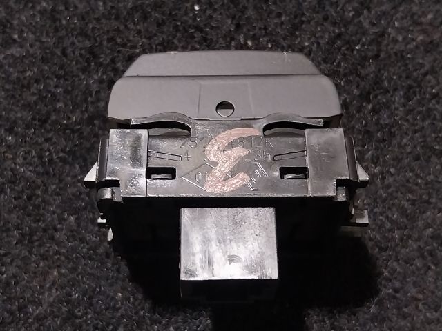 bontott OPEL VIVARO ESP Kapcsoló