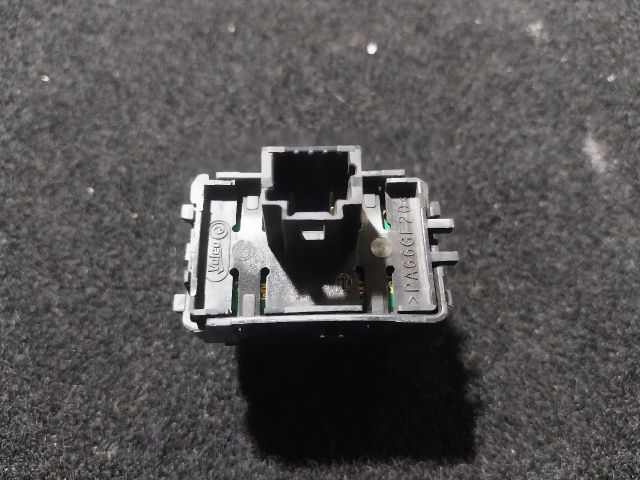 bontott OPEL VIVARO ESP Kapcsoló