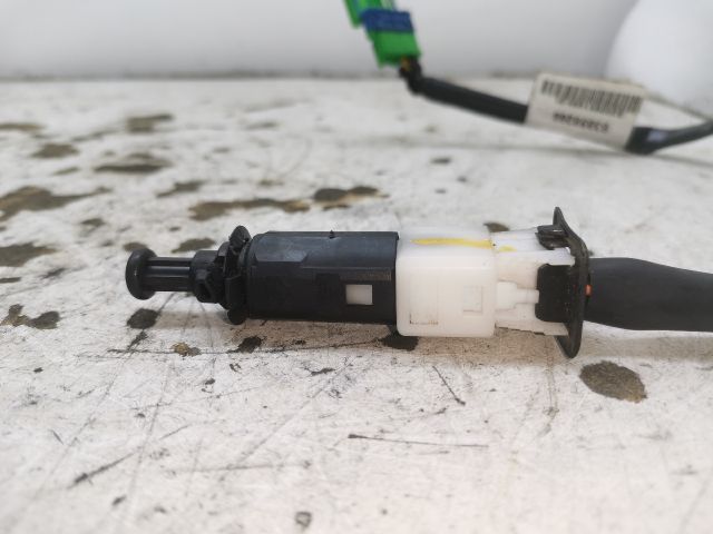 bontott OPEL VIVARO Fék Pedál Kapcsoló