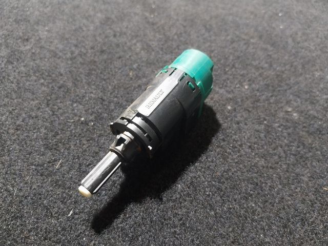 bontott OPEL VIVARO Fék Pedál Kapcsoló