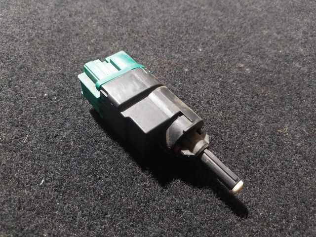 bontott OPEL VIVARO Fék Pedál Kapcsoló