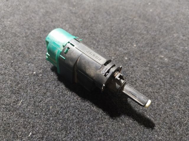 bontott OPEL VIVARO Fék Pedál Kapcsoló