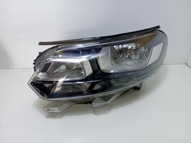 bontott OPEL VIVARO Fényszóró (Pozíciófüggetlen)