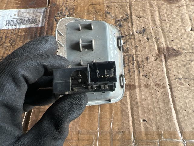 bontott OPEL VIVARO Fényszórómagasság Állító Kapcsoló