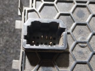 bontott OPEL VIVARO Fényszórómagasság Állító Kapcsoló