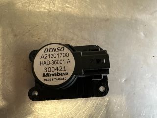 bontott OPEL VIVARO Fűtés Állító Motor