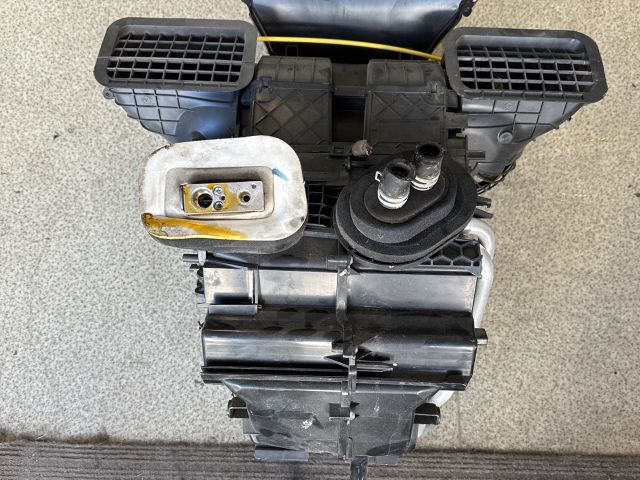 bontott OPEL VIVARO Fűtés Box