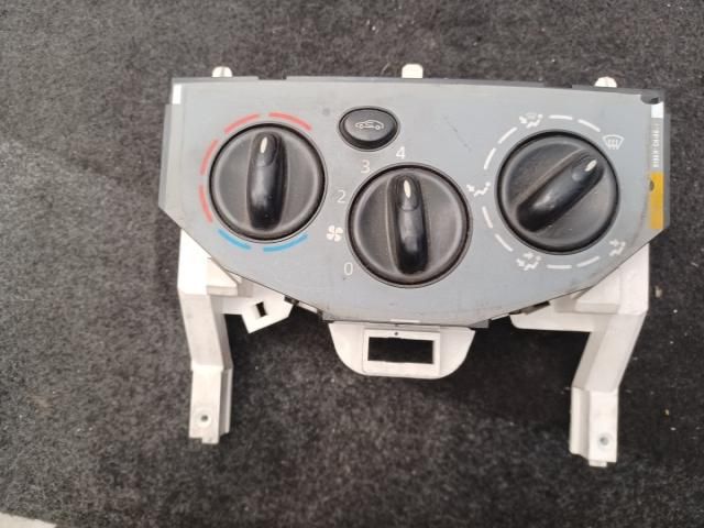 bontott OPEL VIVARO Fűtéskapcsoló