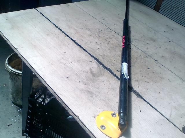 bontott OPEL VIVARO Gázrugós Kitámasztó Teleszkóp Csomagtérajtó Bal