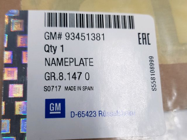 bontott OPEL VIVARO Hátsó Embléma