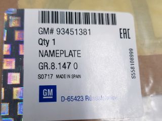 bontott OPEL VIVARO Hátsó Embléma