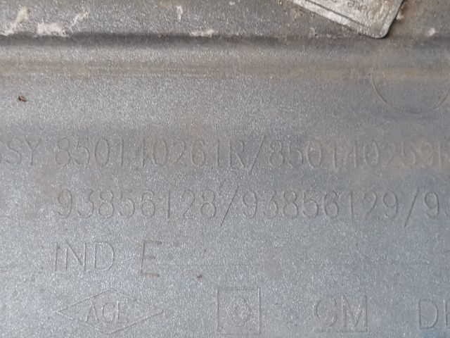 bontott OPEL VIVARO Hátsó Lökhárító (Üresen)