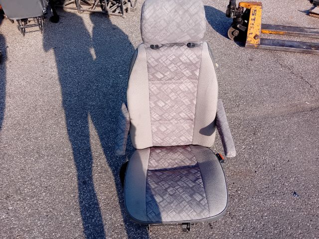 bontott OPEL VIVARO Hátsó Ülés