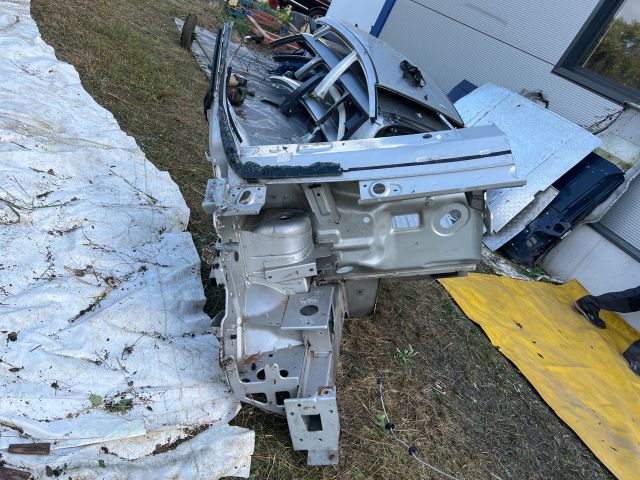 bontott OPEL VIVARO Homlokfal (Üres lemez)