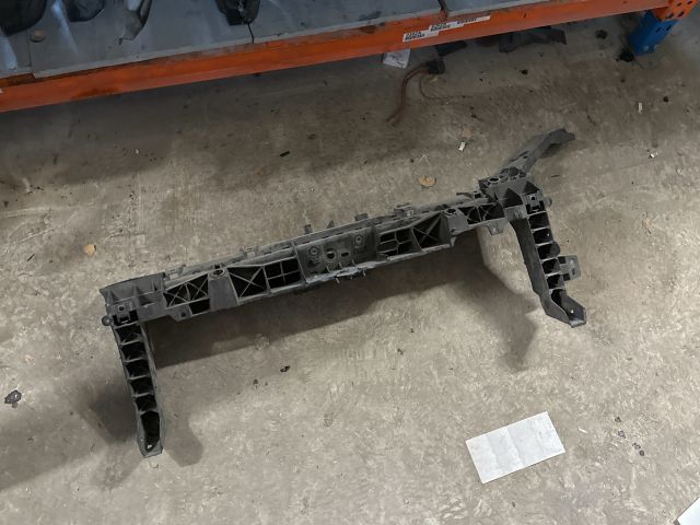 bontott OPEL VIVARO Homlokfal (Üres lemez)