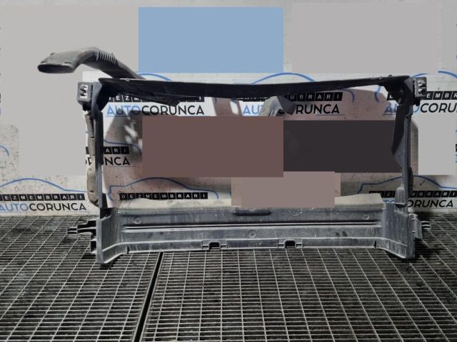 bontott OPEL VIVARO Hűtő Légterelő