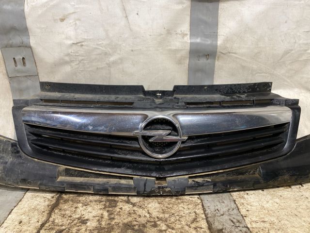 bontott OPEL VIVARO Hűtőrács